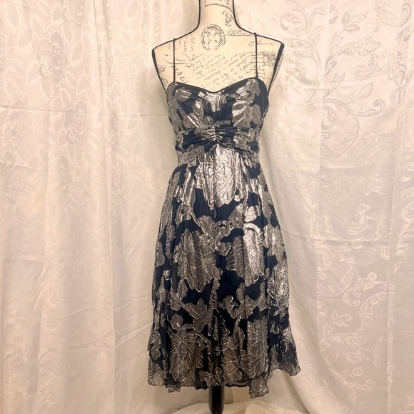 Sz8 Calvin Klein size 8 silver and black tinsel dress. - Picture 1 of 8